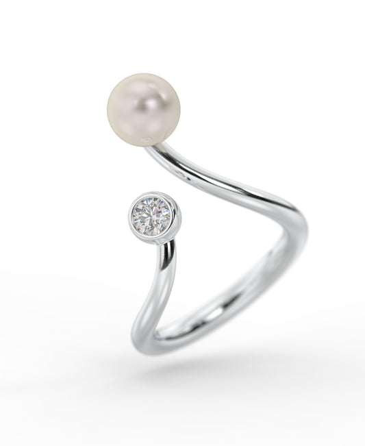 "Pearl and Cubic Zirconia" Ring