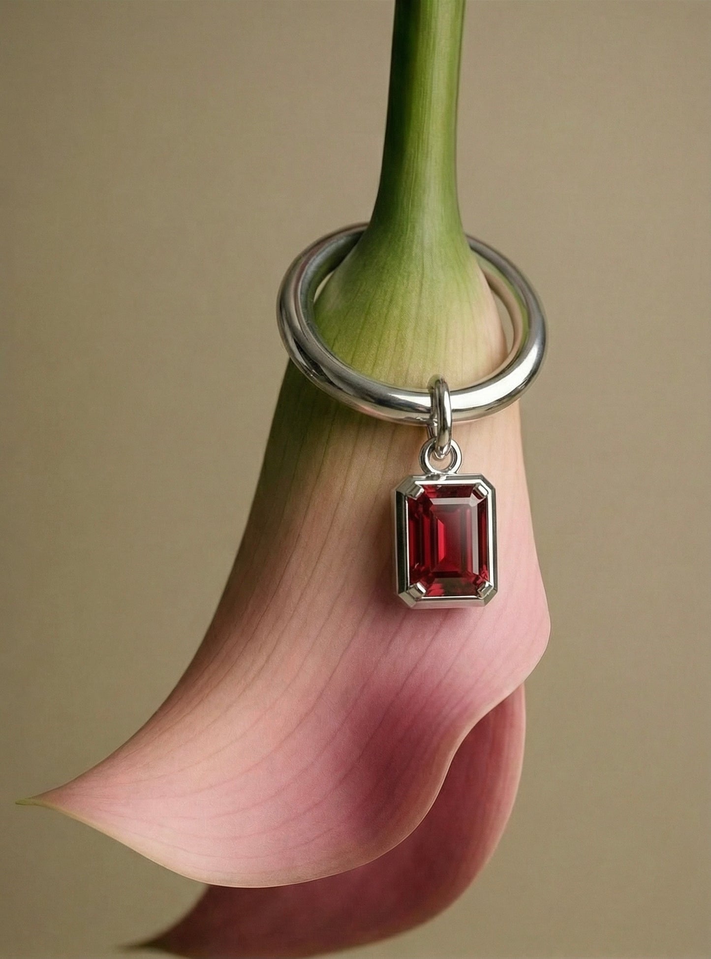 'SOLÉ Mono Charm' Limited Valentine’s Day Ring