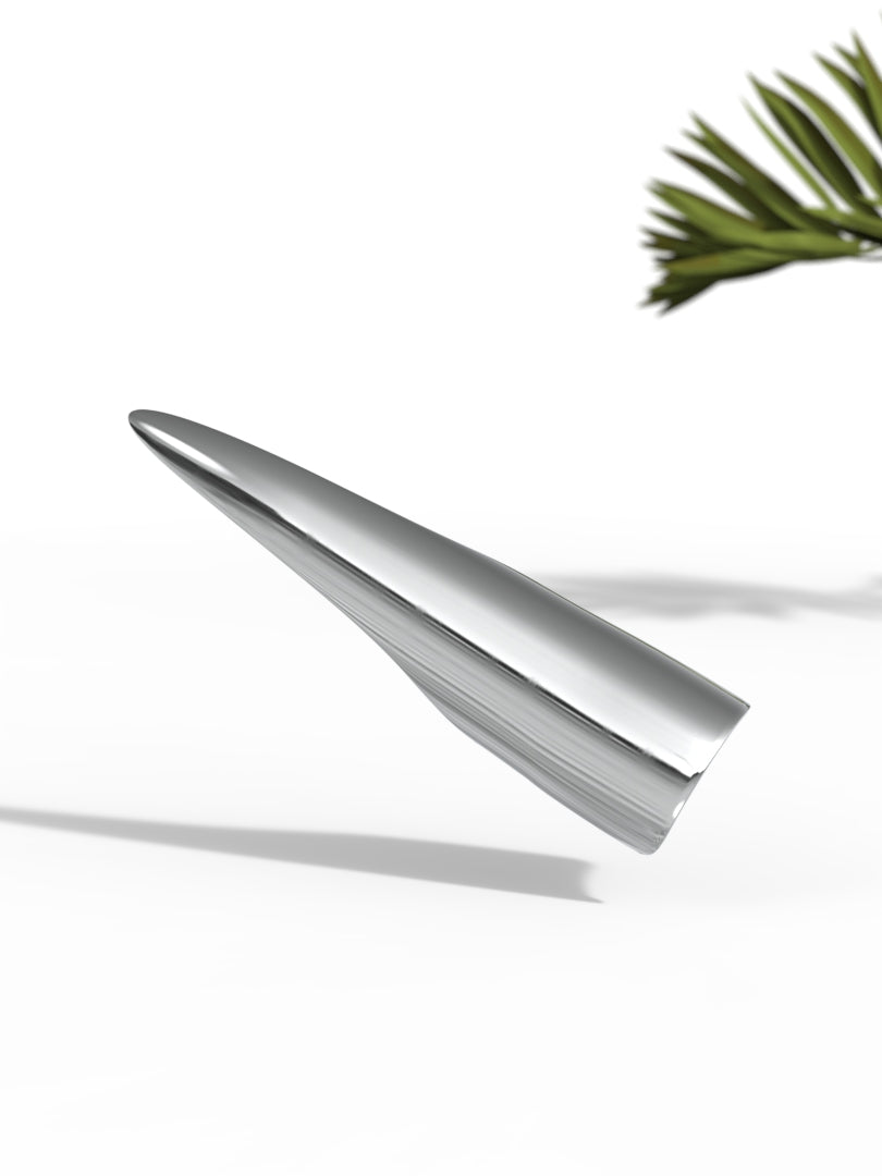 "Sharp Edge" Finger Accessory