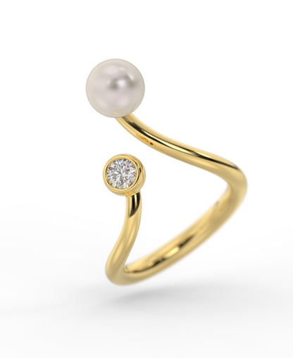 Pearl and Cubic Zirconia Ring